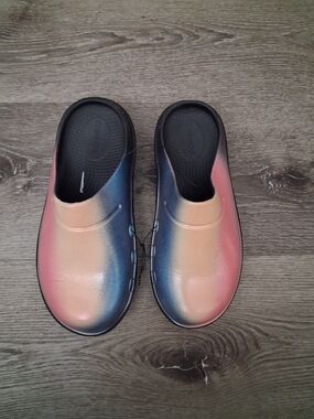 Women's Gradient Slip-On Clogs - Multicolor